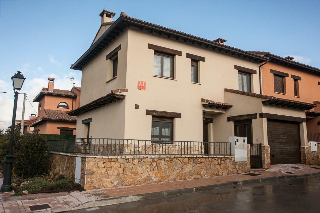 Apartamento El Palomar Ayllon Exterior photo
